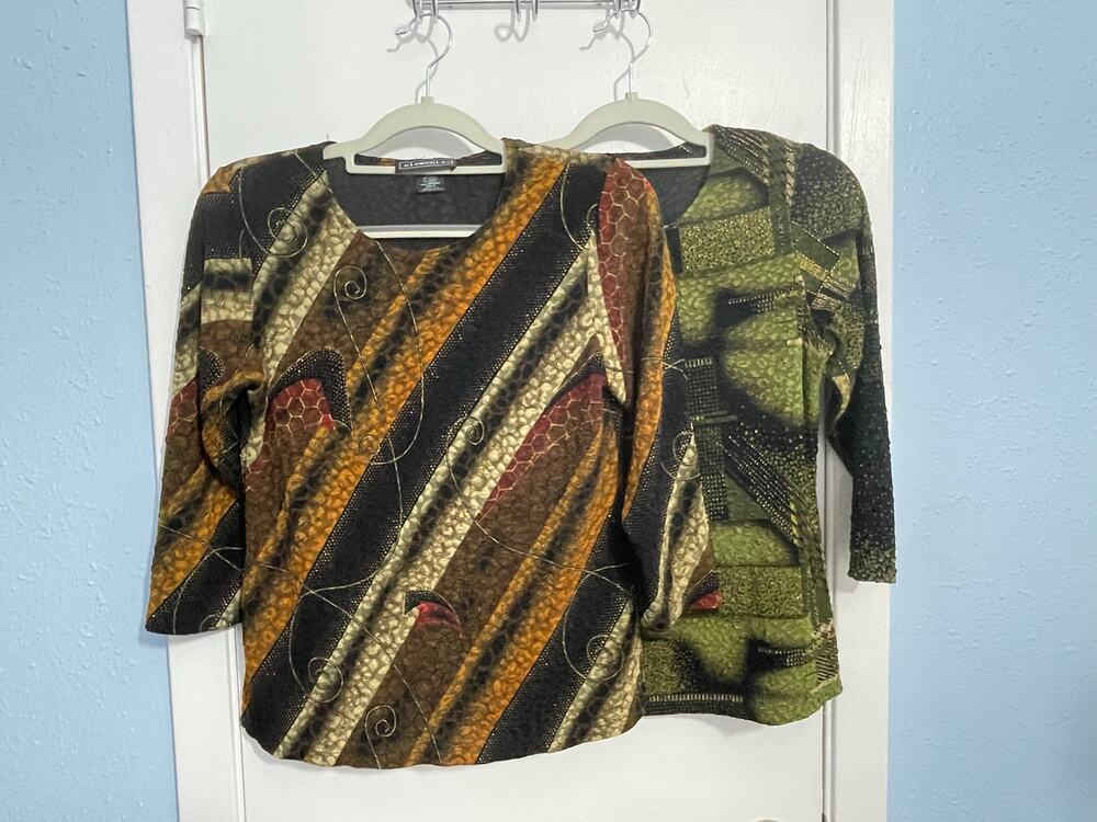 Vintage Elementz Blouse Lot of 2 Small Stretch Knit Abstract Metallic Gold Y2K